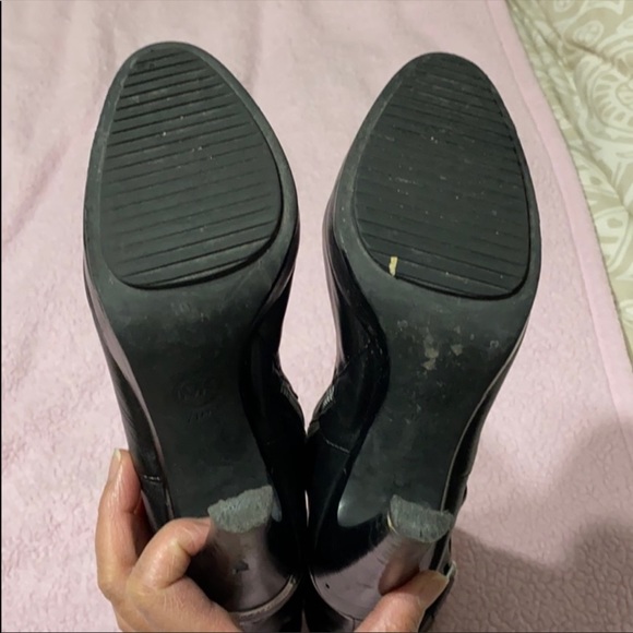 Michael Kors boots - Picture 7 of 7